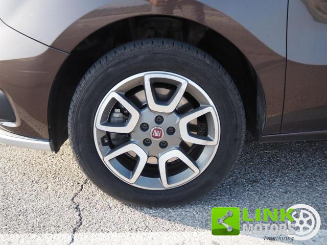 FIAT Doblo usata, con Sedile posteriore sdoppiato