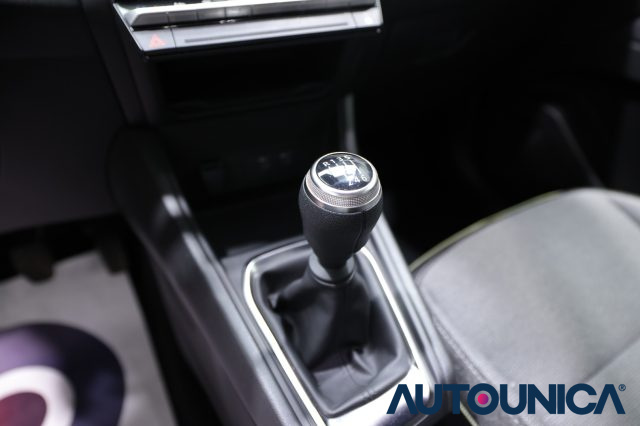 RENAULT Captur usata, con Volante multifunzione