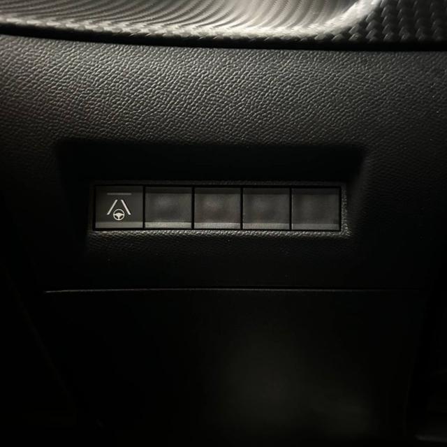 PEUGEOT 2008 usata, con Chiusura centralizzata telecomandata