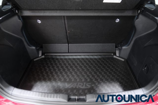 TOYOTA Yaris usata 59