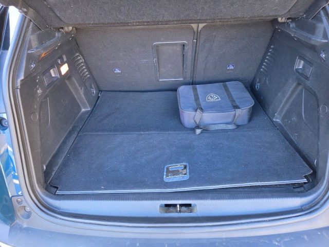 PEUGEOT 3008 usata, con Interni in pelle