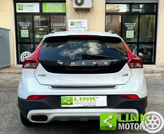 VOLVO V40 Cross Country usata, con Alzacristalli elettrici