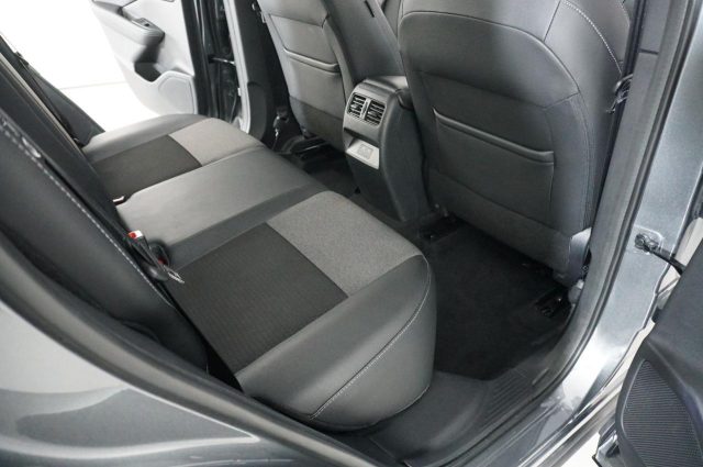 NISSAN Qashqai usata, con Controllo automatico clima