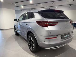 OPEL Grandland usata, con Autoradio