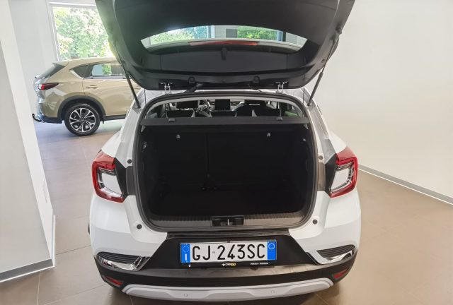RENAULT Captur usata, con Fari LED