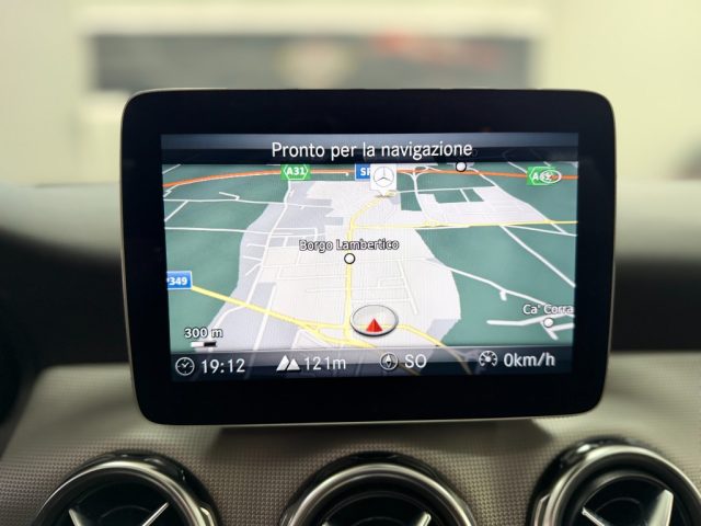 MERCEDES-BENZ GLA 200 usata, con Portellone posteriore elettrico