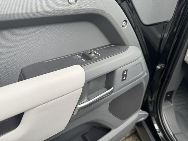 LAND ROVER Defender usata, con Tettuccio apribile