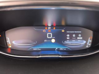 PEUGEOT 5008 usata, con Fendinebbia