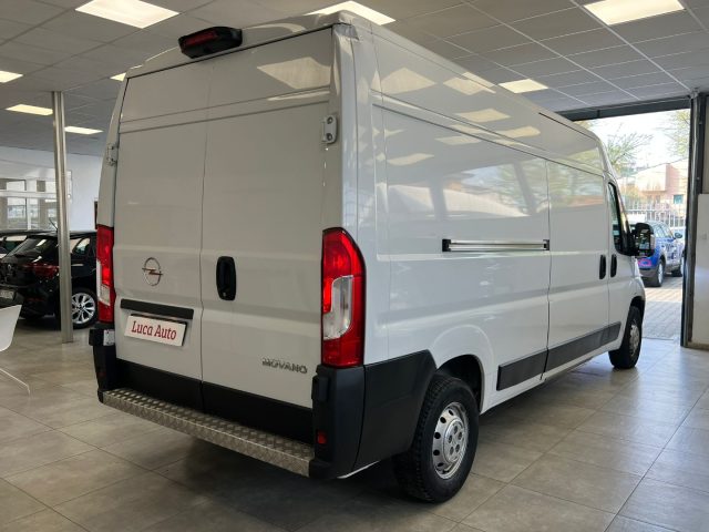OPEL Movano usata, con Autoradio