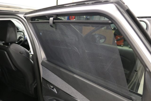 PEUGEOT 5008 usata, con Specchietti laterali elettrici