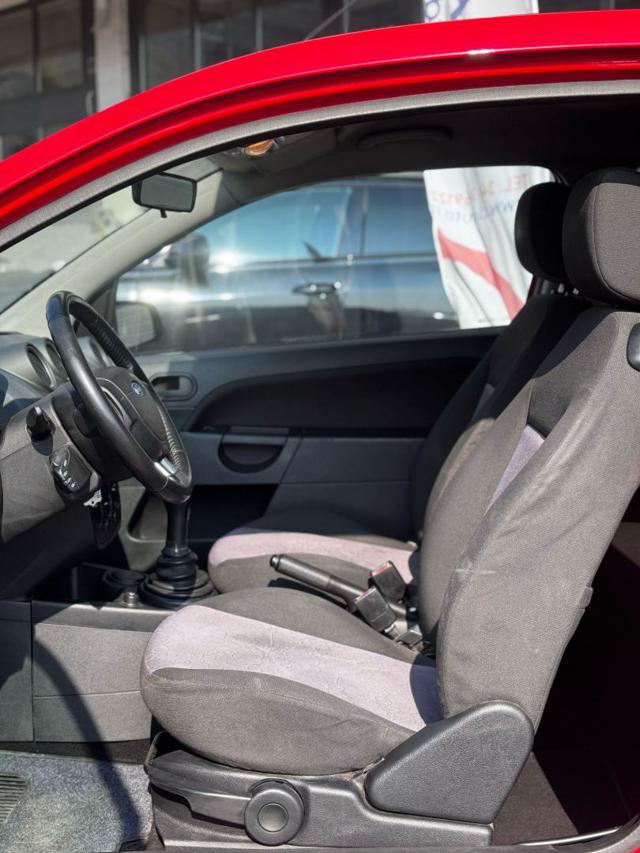 FORD Fiesta usata, con Chiusura centralizzata