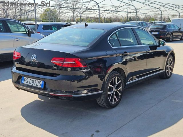 VOLKSWAGEN Passat usata, con Antifurto