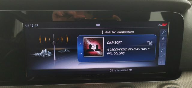 MERCEDES-BENZ E 220 usata, con Specchietti laterali elettrici