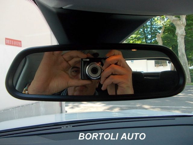 PEUGEOT 3008 usata, con Specchietti laterali elettrici