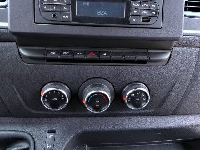 RENAULT Master usata, con Volante multifunzione