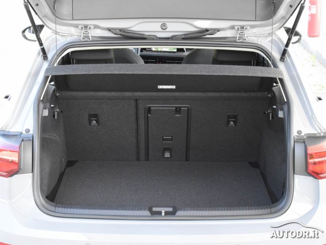 VOLKSWAGEN Golf usata, con Controllo trazione