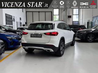 MERCEDES-BENZ GLA 180 usata, con Airbag