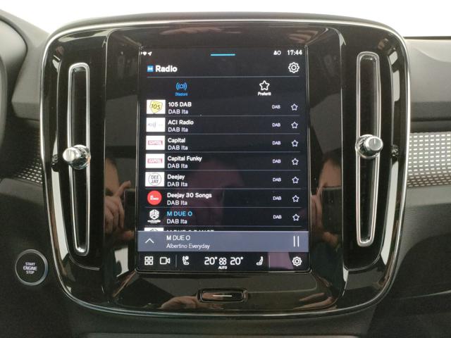 VOLVO XC40 usata, con USB
