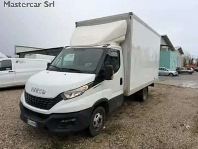 IVECO Daily usata, con Airbag