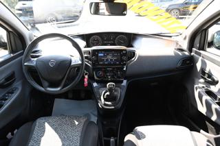 LANCIA Ypsilon usata, con Servosterzo