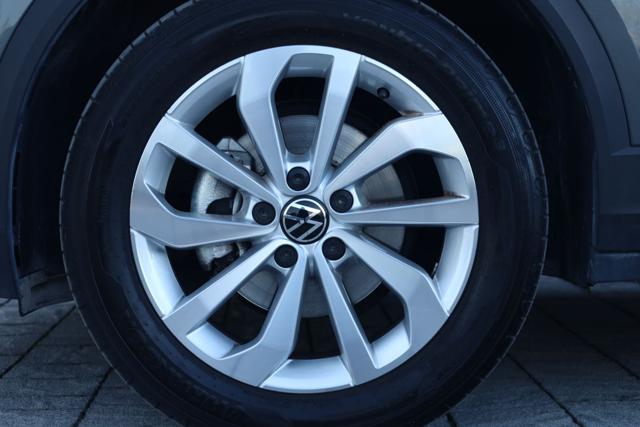 VOLKSWAGEN T-Roc usata, con Climatizzatore automatico, 2 zone