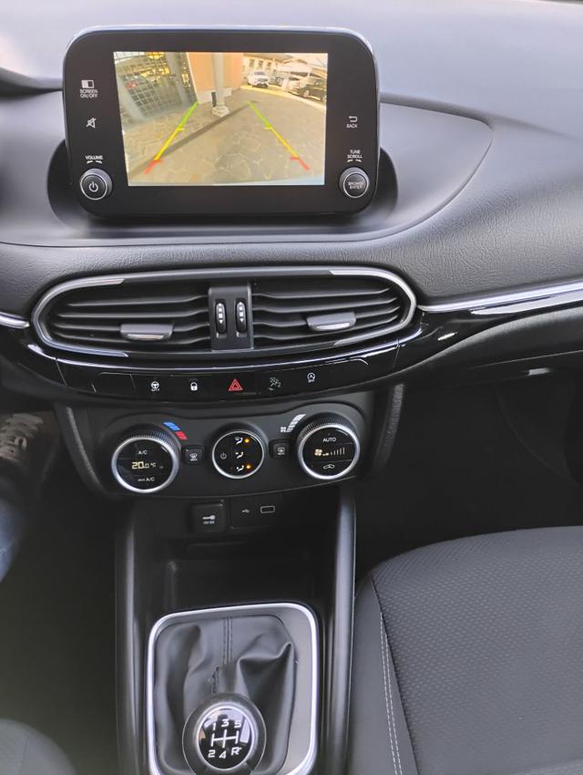 FIAT Tipo usata, con Controllo automatico clima