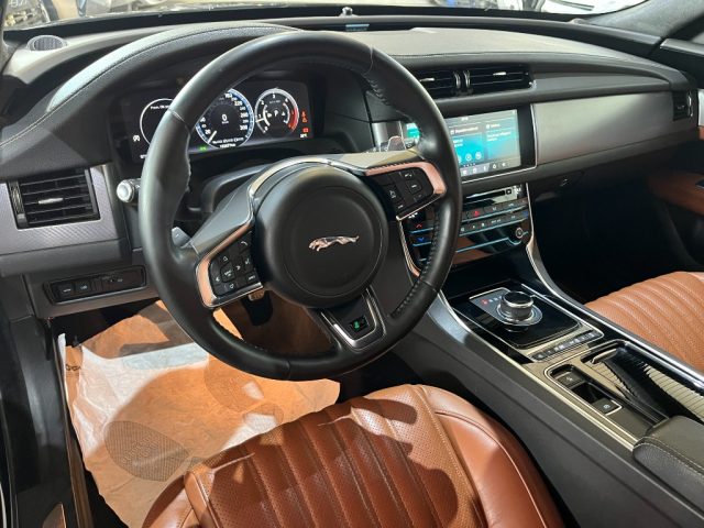 JAGUAR XF usata, con Antifurto