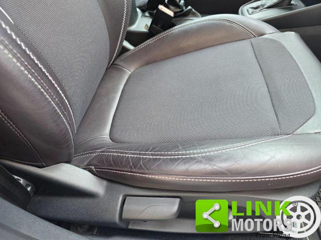 FORD Fiesta usata, con Volante in pelle