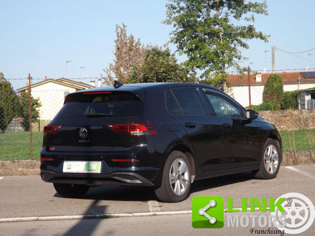 VOLKSWAGEN Golf usata, con Autoradio