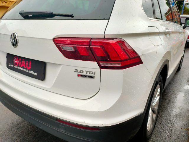 VOLKSWAGEN Tiguan usata, con USB