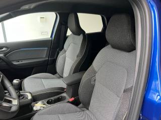 RENAULT Captur usata, con Autoradio digitale