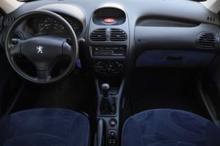 PEUGEOT 206 usata, con Autoradio