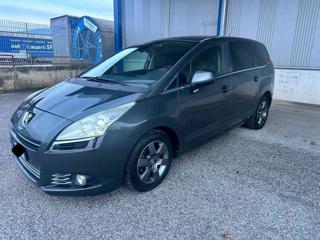 PEUGEOT 5008 usata, con Airbag Passeggero