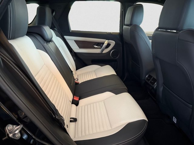 LAND ROVER Discovery Sport usata, con Interni in pelle