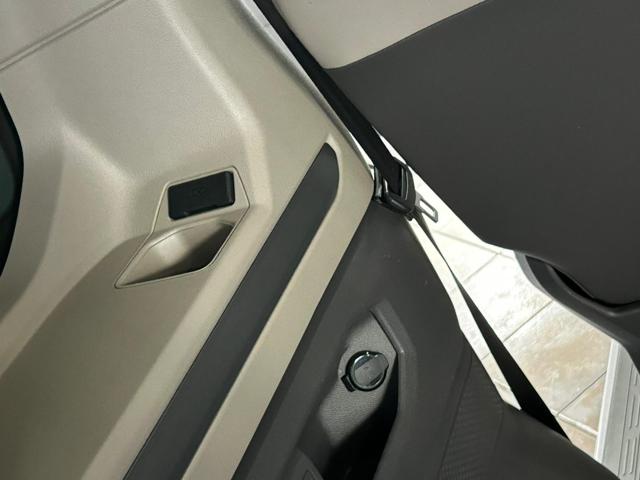 VOLKSWAGEN Multivan usata, con Sistema di riconoscimento della stanchezza