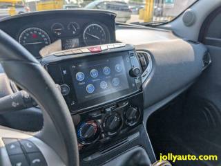 LANCIA Ypsilon usata, con USB