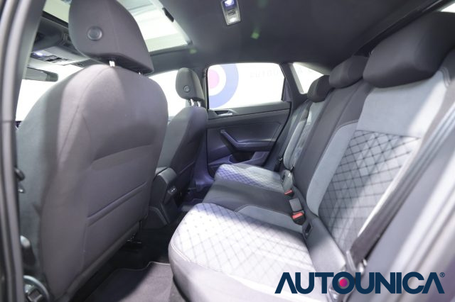 VOLKSWAGEN Taigo usata, con Sensore di luce