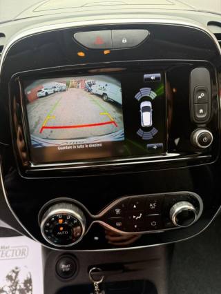 RENAULT Captur usata, con USB