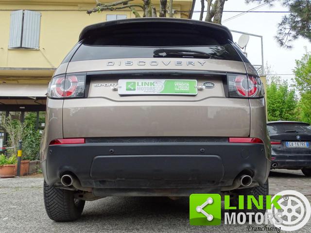 LAND ROVER Discovery Sport usata, con Leve al volante