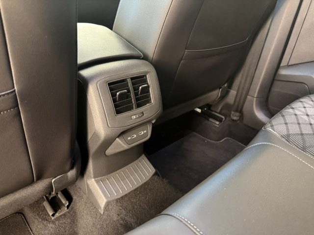 VOLKSWAGEN T-Roc usata, con Bracciolo
