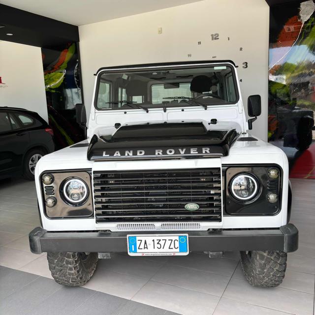 LAND ROVER Defender usata, con Autoradio