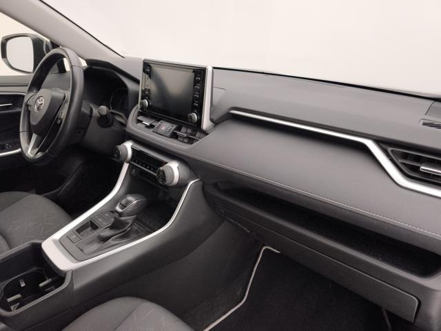TOYOTA RAV 4 usata, con Bluetooth