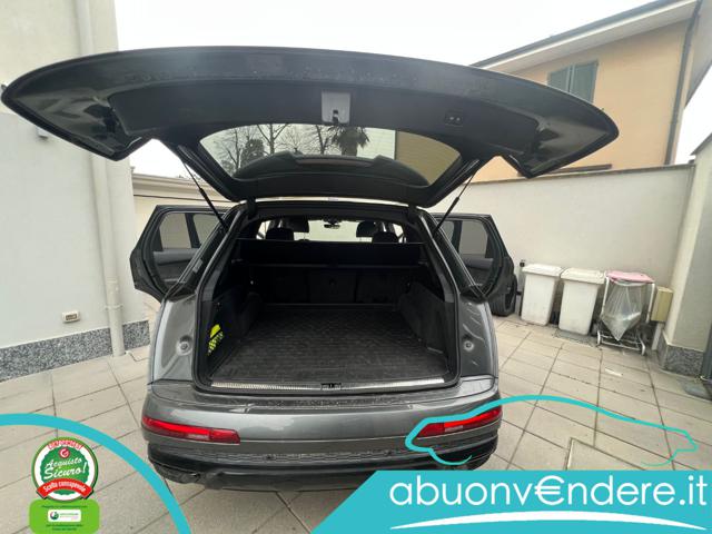 AUDI Q7 usata, con Gancio traino