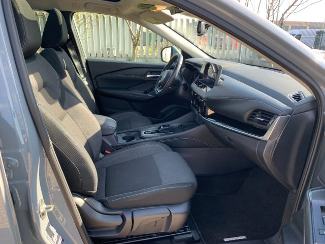 NISSAN Qashqai usata, con Controllo automatico clima