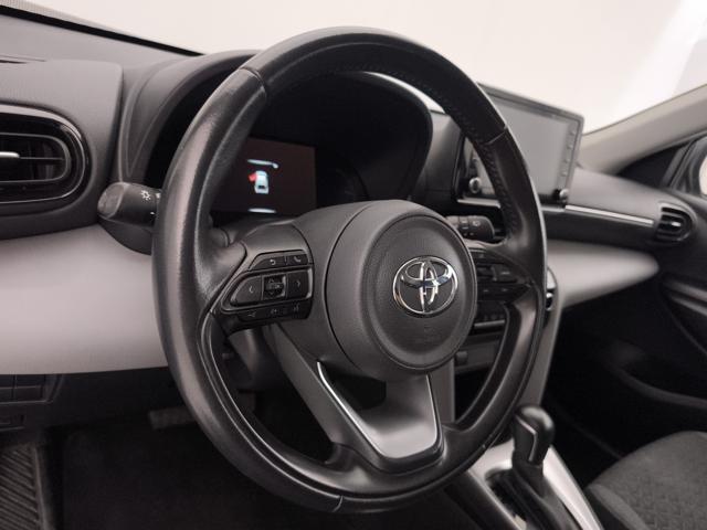 TOYOTA Yaris Cross usata, con Assistente abbaglianti