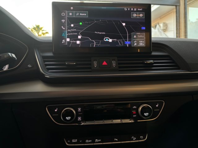 AUDI Q5 usata, con Volante in pelle