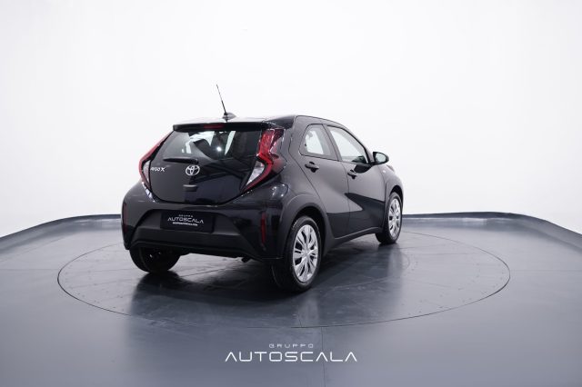 TOYOTA Aygo X usata, con Climatizzatore