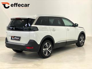 PEUGEOT 5008 usata, con Autoradio