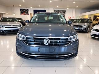 VOLKSWAGEN Tiguan usata, con Airbag