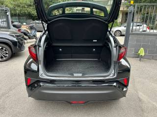 TOYOTA C-HR usata, con Park Distance Control